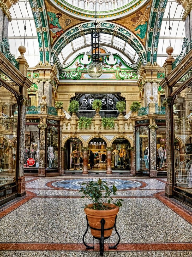 Global Harbor Shanghai shopping complex exterior view